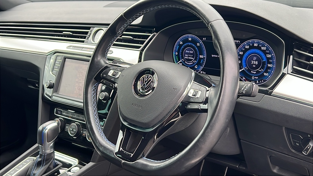 Volkswagen Passat Gte Advance Silver #14