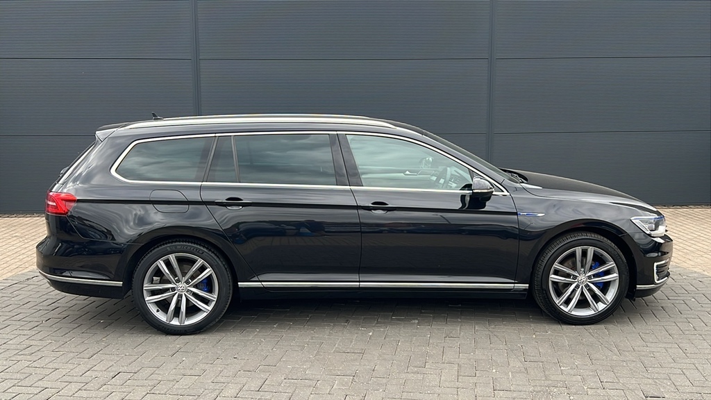 Volkswagen Passat 1.4 Tsi Gte Dsg 218 Ps Black #4