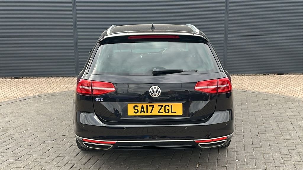 Volkswagen Passat Gte Advance Silver #8