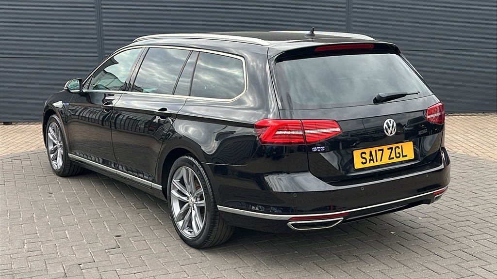 Volkswagen Passat 1.4 Tsi Gte Dsg 218 Ps Black #3