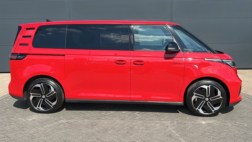 Volkswagen ID.Buzz 250Kw Gtx Pro 86Kwh 4Motion Lwb 7 Seat Red #4