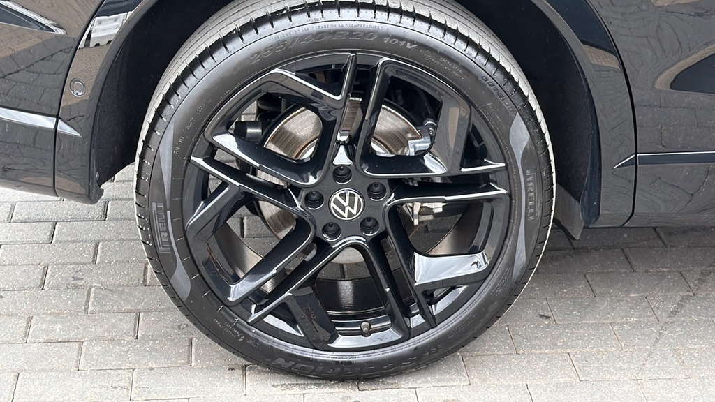 Volkswagen Tiguan 1.5 Tsi 272 Ehybrid R-line Dsg 272 Ps Black #5