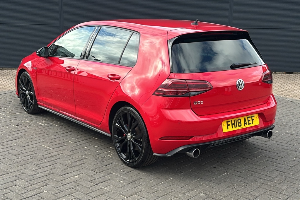Volkswagen Golf 2.0 Tsi Gti Dsg 230 Ps Red #3
