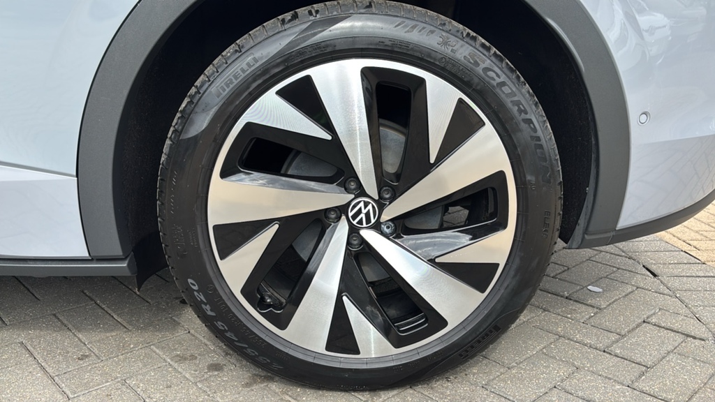 Volkswagen ID.5 128Kw Style Pro 77Kwh 174 Ps Grey #5