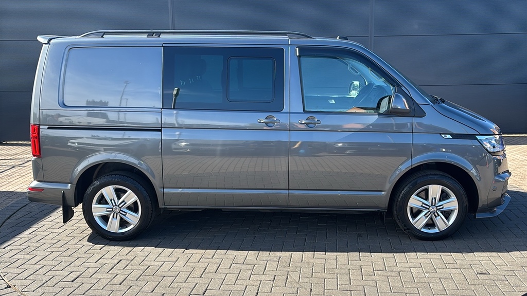 Volkswagen Transporter 2.0 Bitdi 204 Highline Kombi Van 4Motion Dsg 204 Grey #4