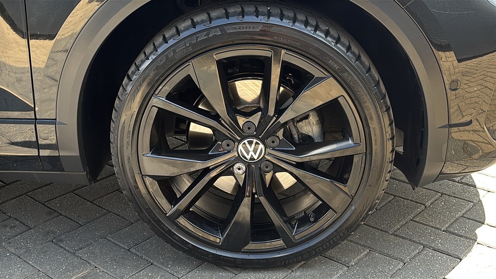 Volkswagen T-Roc 1.5 Tsi Black Edition Plus Dsg 150 Ps Black #5