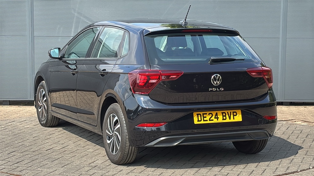 Volkswagen Polo 1.0 Tsi Life 95 Ps Black #3