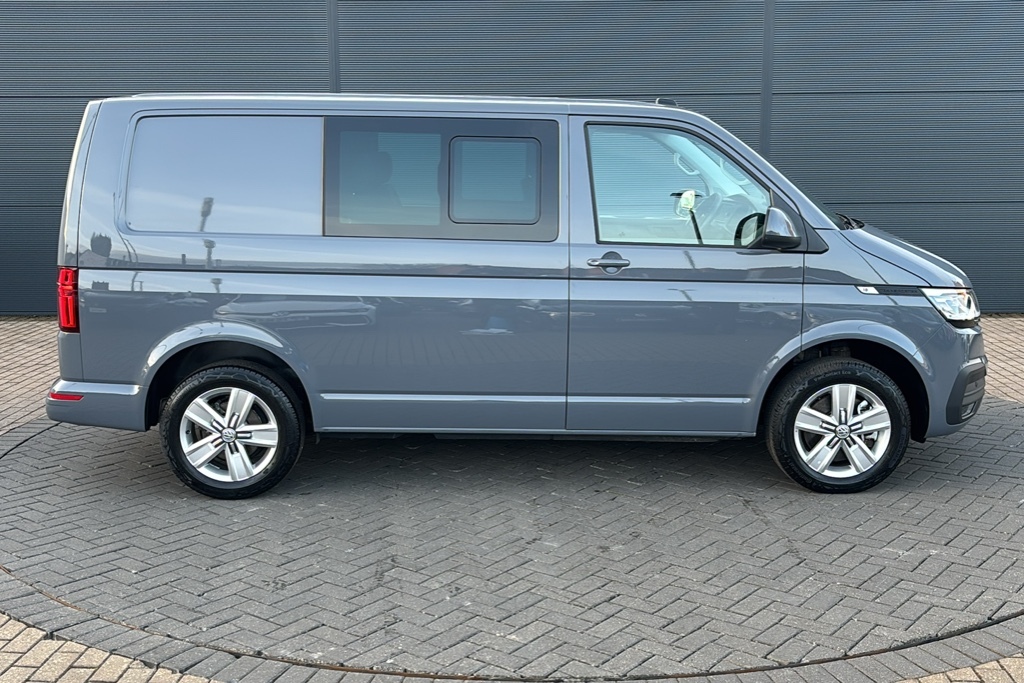 Volkswagen Transporter 2.0 Bitdi 204 Highline Kombi Van Dsg 204 Ps Grey #4