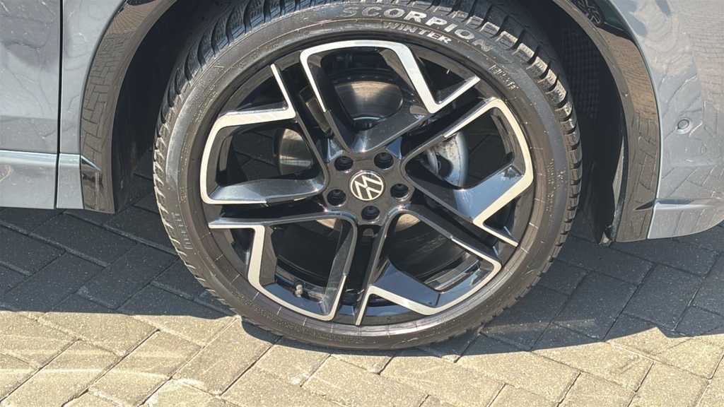 Volkswagen Tiguan 1.5 Etsi 150 R-line Dsg 150 Ps FD75HPZ Grey #5