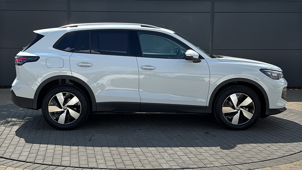 Volkswagen Tiguan 1.5 Etsi 150 Match Dsg Area View 150 Ps White #4