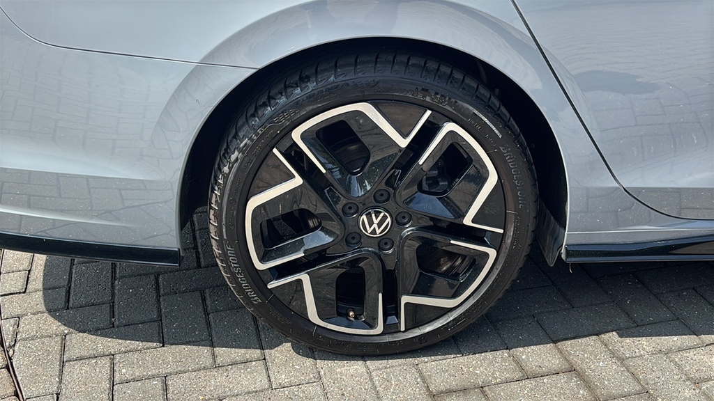 Volkswagen Golf 1.5 Etsi 150 R-line Dsg 0 Ps Grey #5
