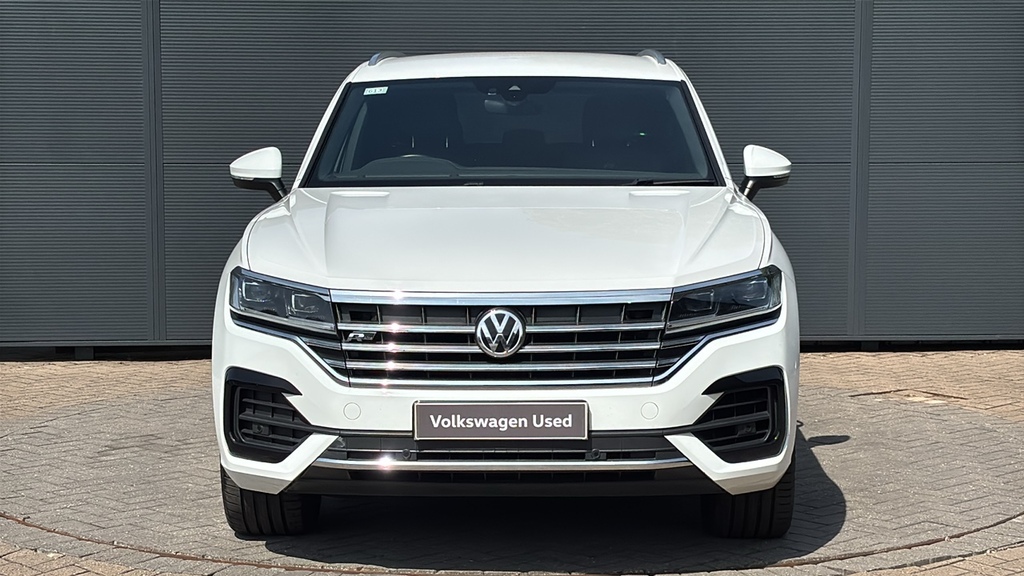 Volkswagen Touareg Automatic Black #7