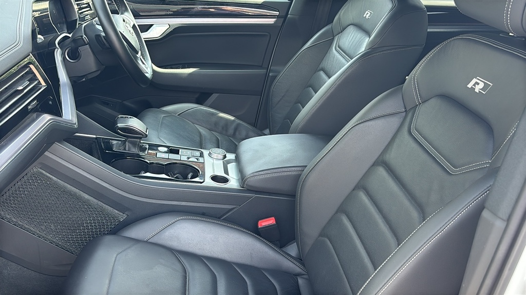 Volkswagen Touareg Automatic Black #12