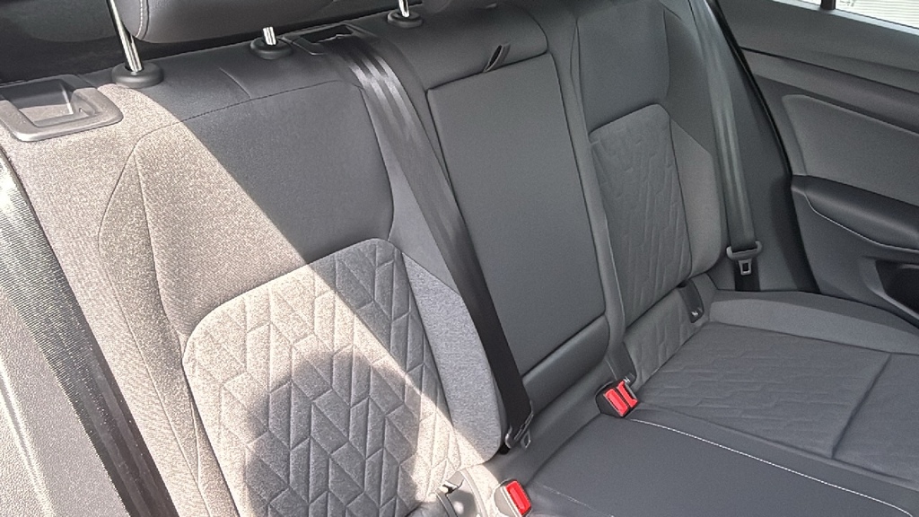 Volkswagen Golf 1.5 Tsi Black Edition Grey #11