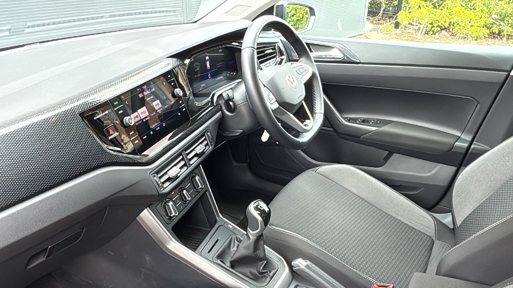 Volkswagen Polo 1.0 Tsi Match 0 Ps Black #2