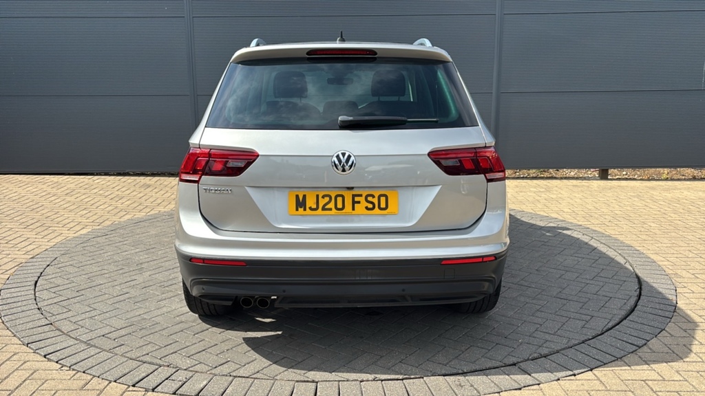Volkswagen Tiguan Elegance Black #10