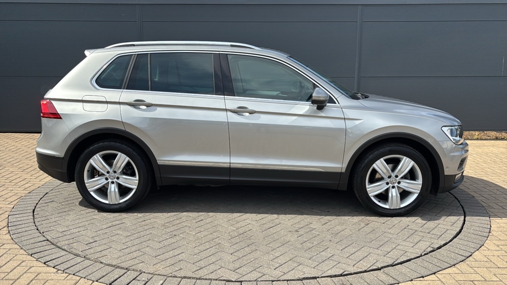 Volkswagen Tiguan 1.5 Tsi Evo 150 Match 150 Ps Silver #4