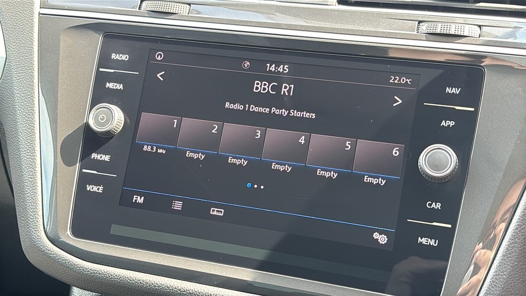 Volkswagen Tiguan Elegance Black #23