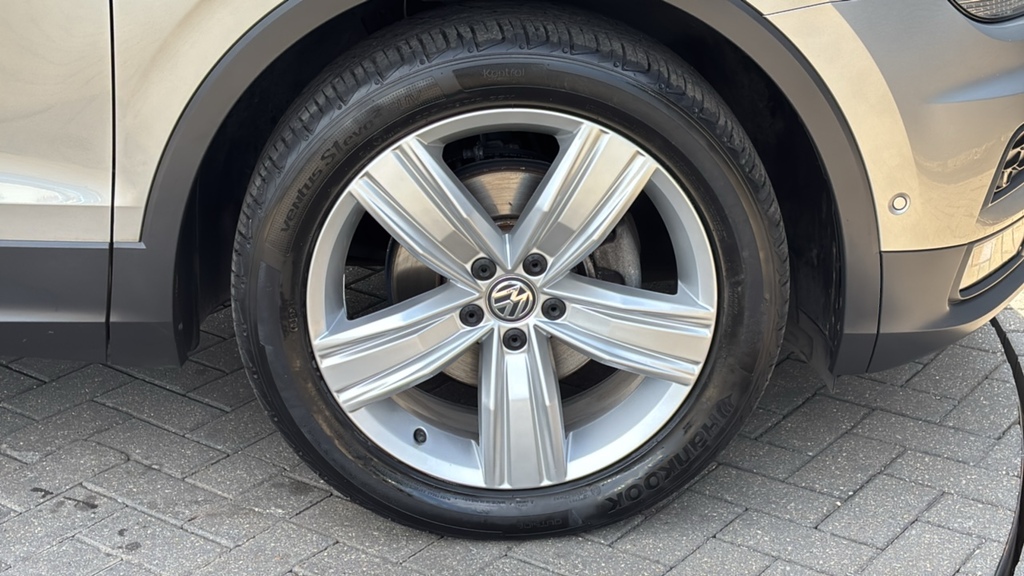 Volkswagen Tiguan 1.5 Tsi Evo 150 Match 150 Ps Silver #5