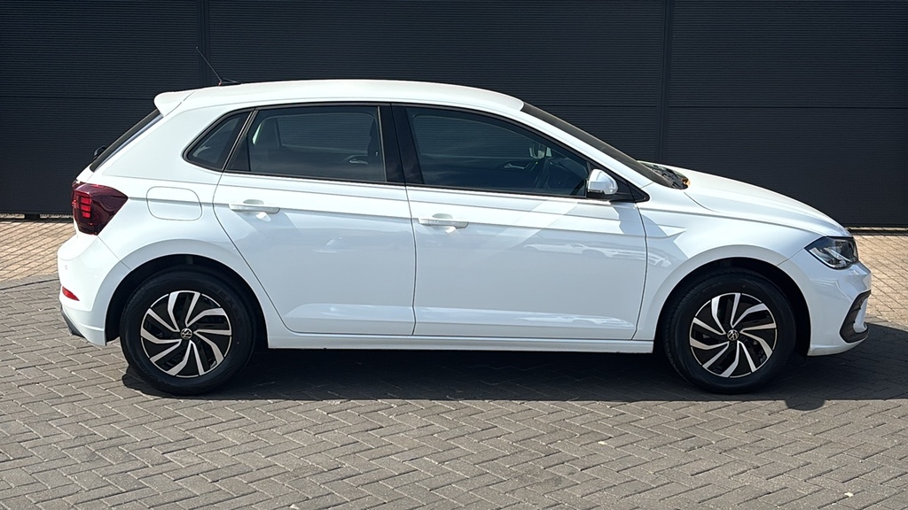 Volkswagen Polo 1.0 Life 80 Ps White #4