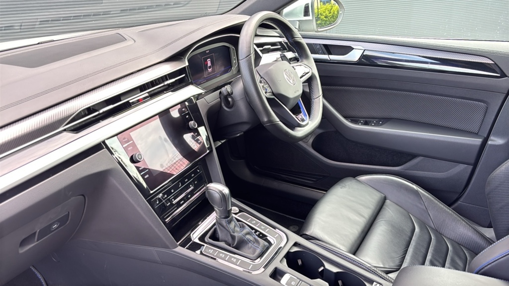 Volkswagen Arteon 2.0 Tsi R 4Motion Dsg 0 Ps White #2