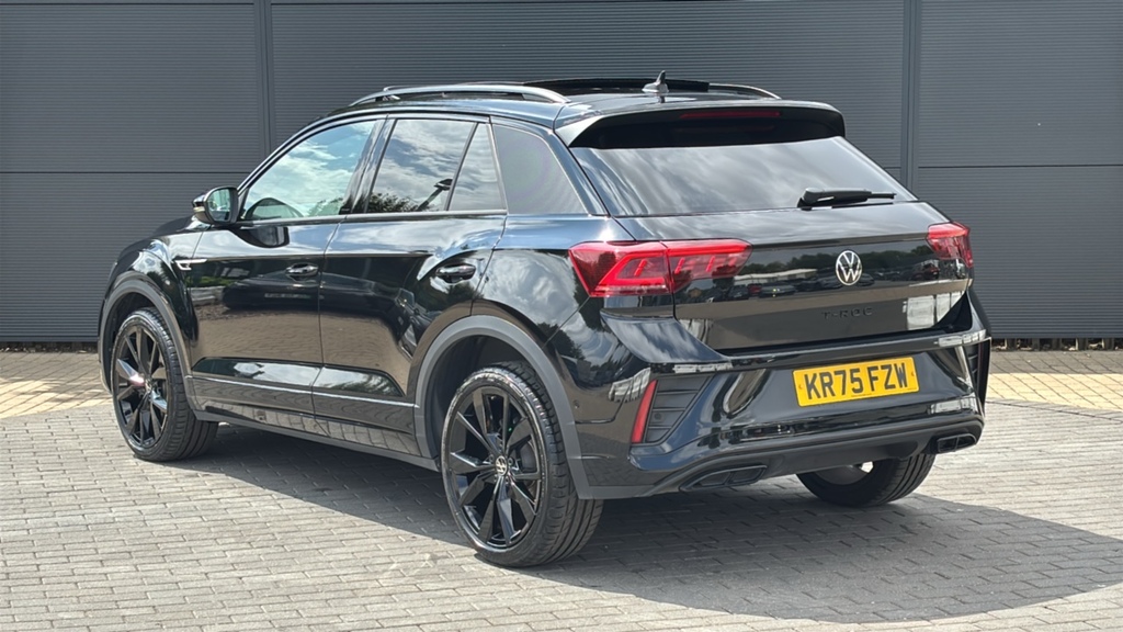 Volkswagen T-Roc 1.5 Tsi Black Edition Plus Dsg 150 Ps Black #3
