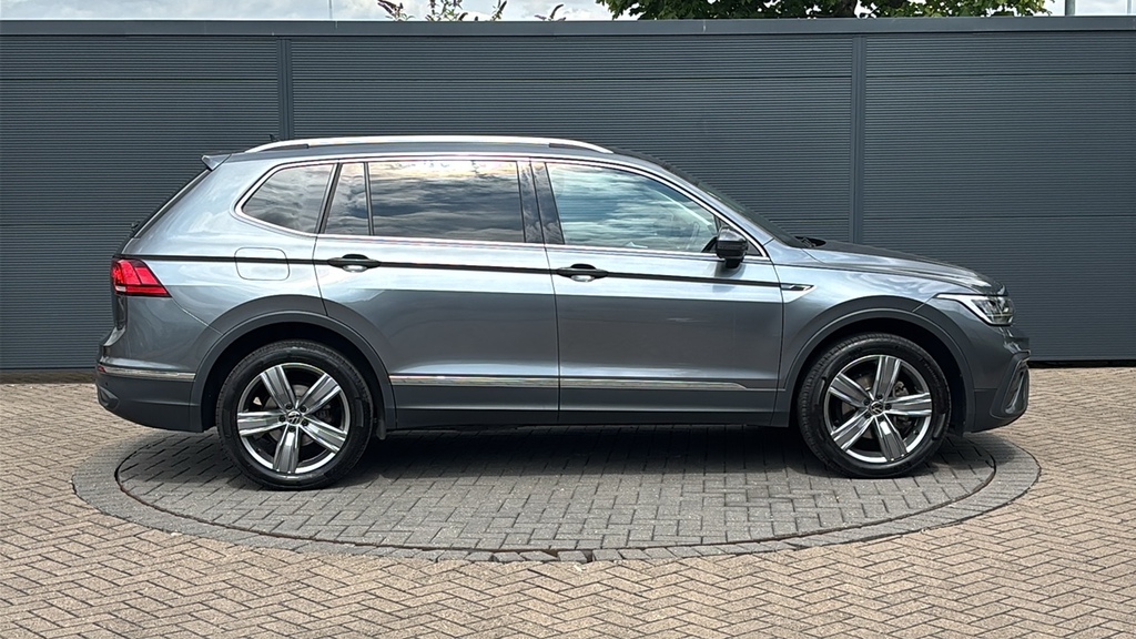 Volkswagen Tiguan Allspace 1.5 Tsi Life Dsg 150 Ps DV72ZWK Grey #4