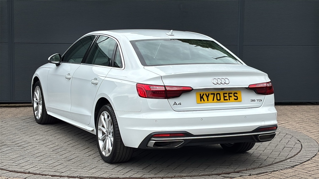 Audi A4 35 Tdi Sport S Tronic Comfortsound 0 Ps White #3