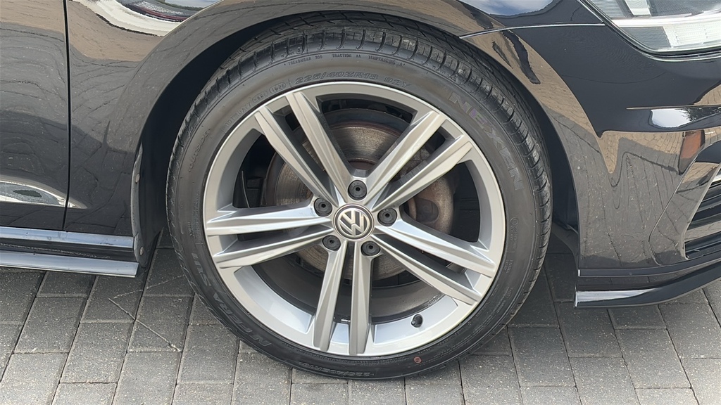 Volkswagen Golf 1.5 Tsi Evo 150 R-line 150 Ps Black #5