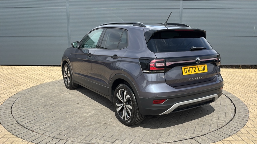 Volkswagen T-Cross 1.0 Tsi 110 Black Edition 110 Ps Grey #3