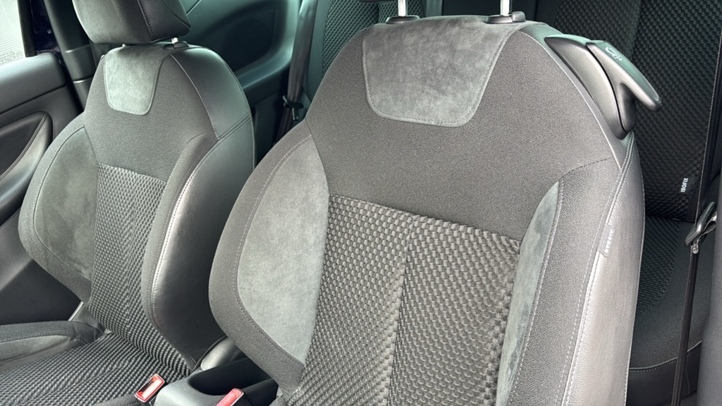 Citroen DS3 1.2 Puretech Dsign Plus Hatchback Manua Yellow #17