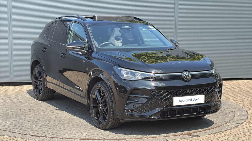 Volkswagen Tiguan 2.0 Tdi R-line Dsg 0 Ps Black