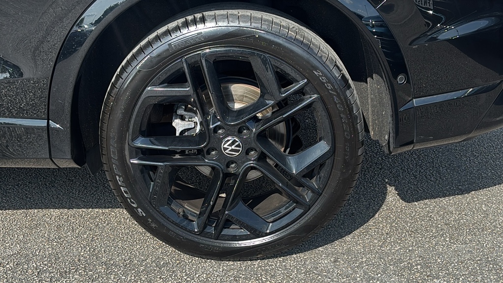 Volkswagen Tiguan 2.0 Tdi R-line Dsg 0 Ps Black #5