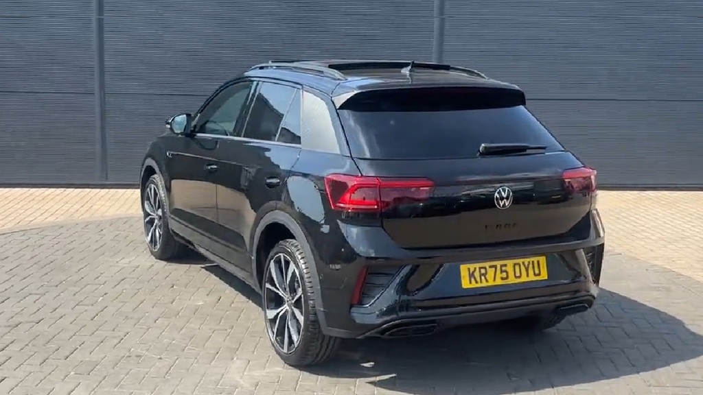 Volkswagen T-Roc 1.5 Tsi Black Edition Plus Dsg 150 Ps Black #3