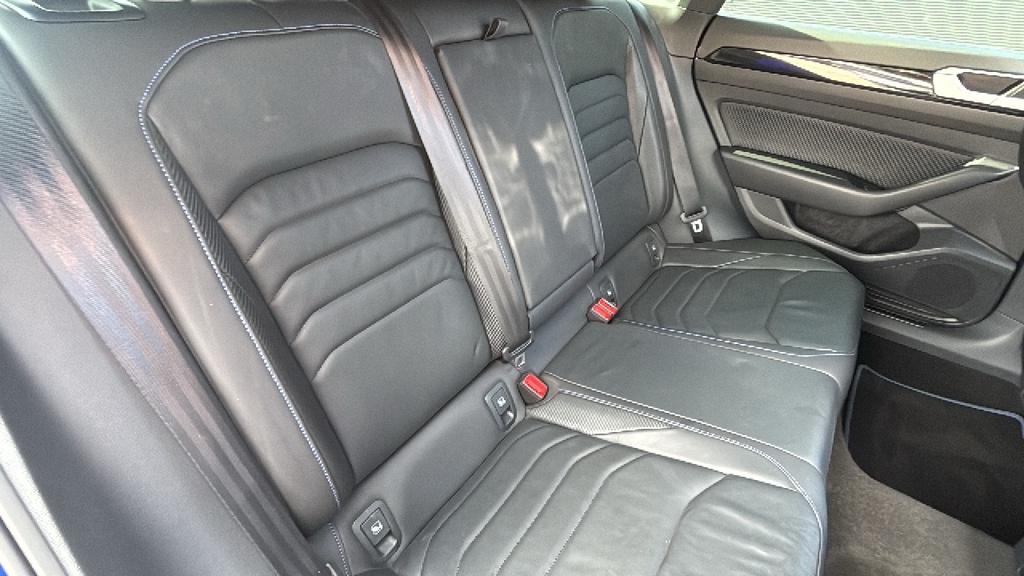 Volkswagen Arteon Estate Silver #13
