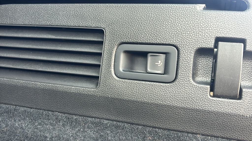 Volkswagen Arteon Estate Silver #8