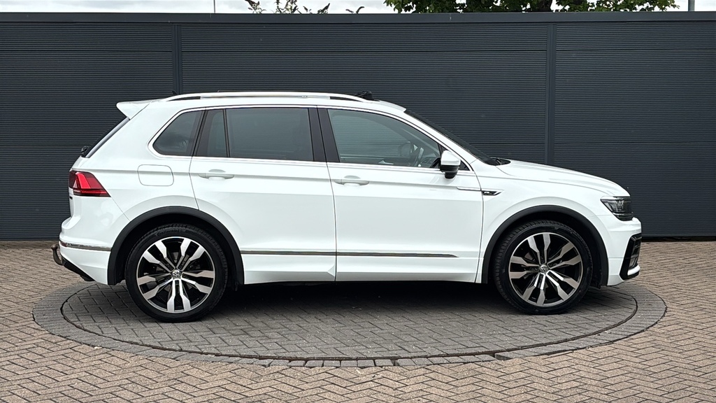 Volkswagen Tiguan 2.0 Tdi Bmt 150 4Motion R Line Dsg 150 Ps White #4
