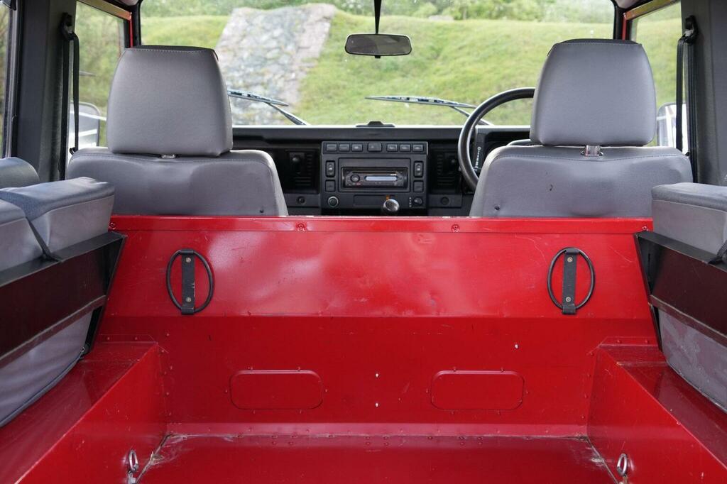 Land Rover Defender 90 90 Xs Station Wagon Td5 Grey #30