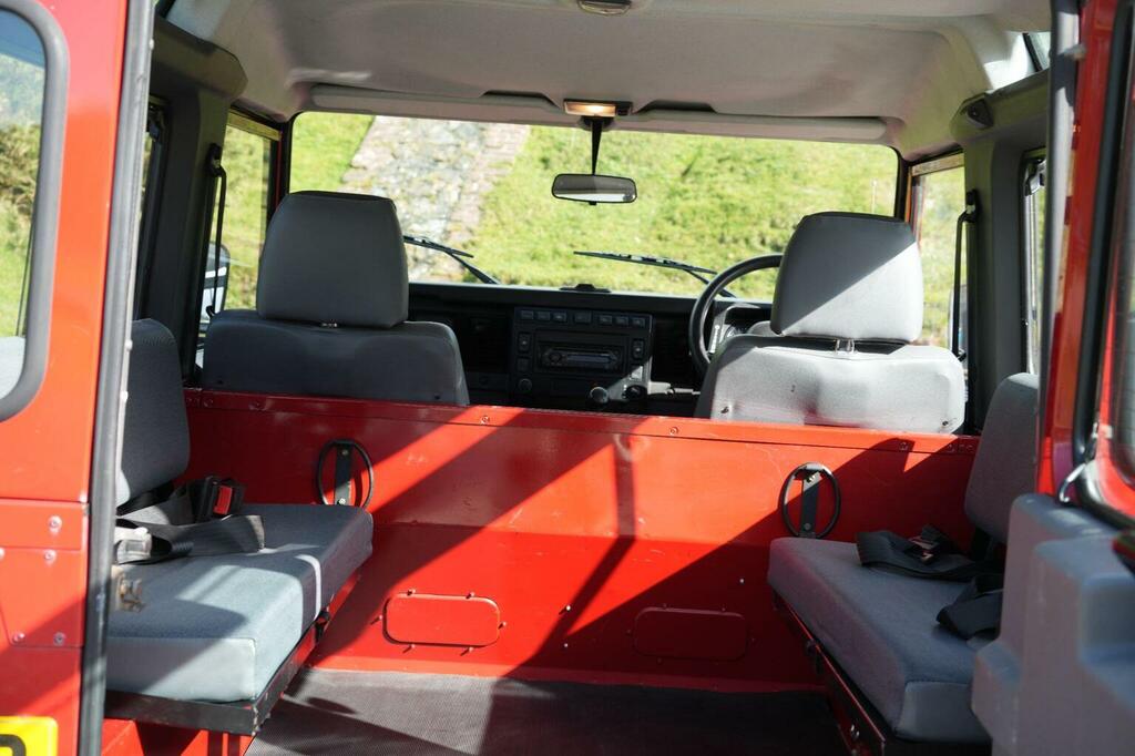Land Rover Defender 90 90 Xs Station Wagon Td5 Grey #25