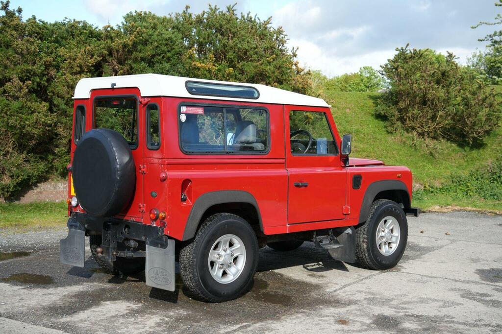 Land Rover Defender 90 2.5 Td5 Hard Top Station Wagon Swb Red #6