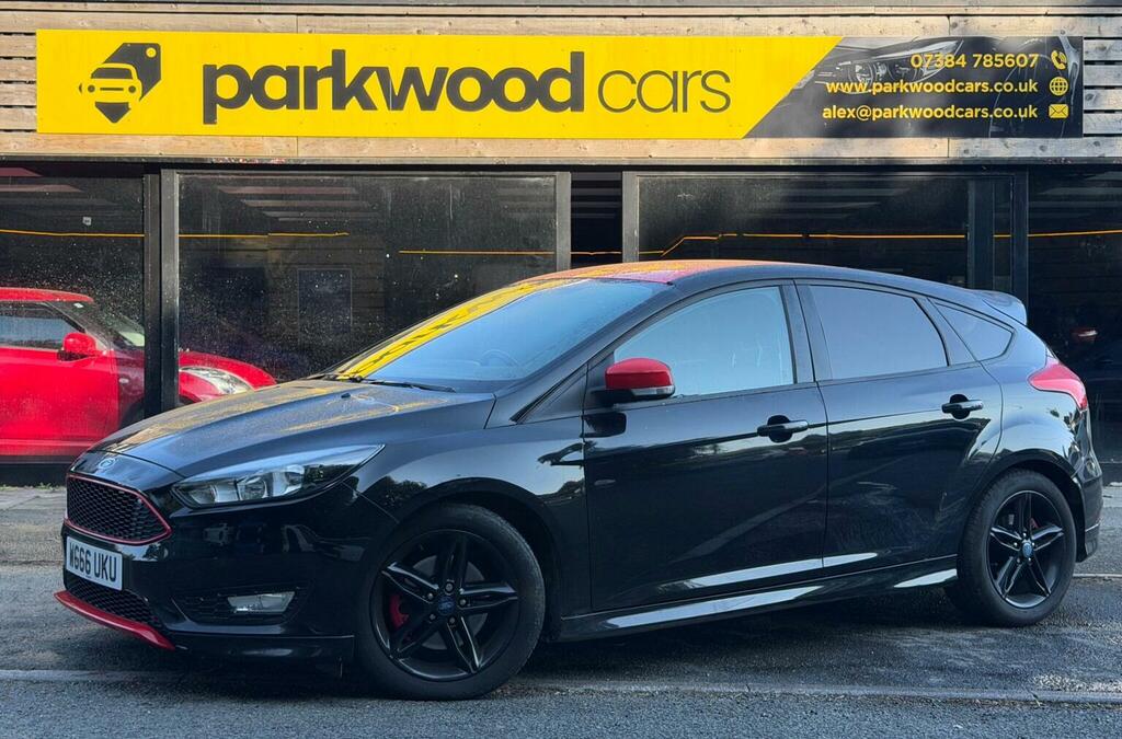 Ford Focus Hatchback 2.0 Tdci Zetec S Black Edition Euro 6 S WG66UKU Black #2