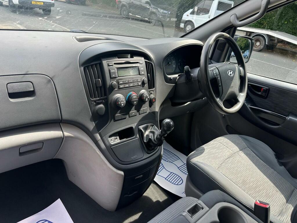 Hyundai iLoad 2.5 Iload Comfort Crdi Silver #42