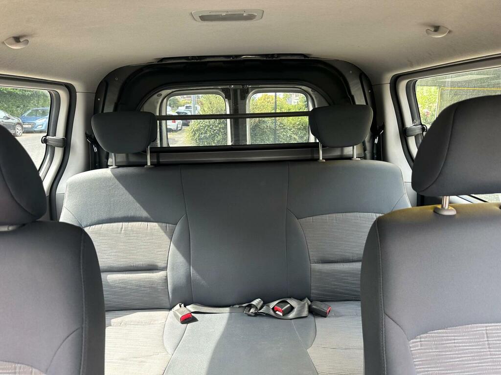 Hyundai iLoad 2.5 Iload Comfort Crdi Silver #21