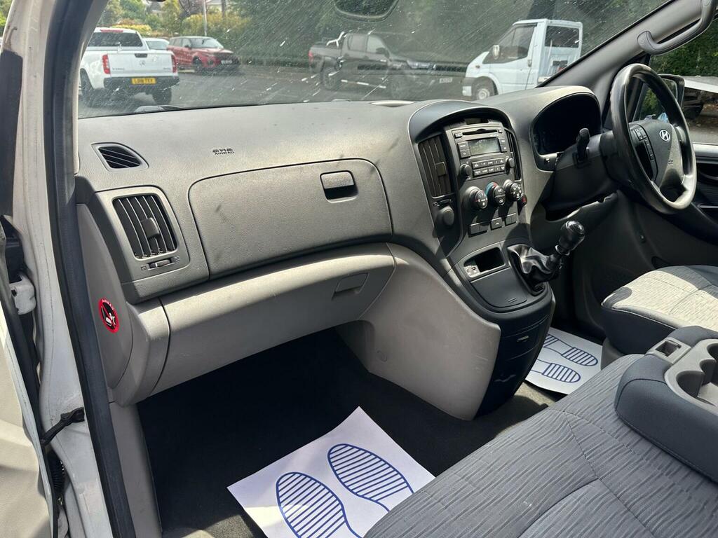 Hyundai iLoad 2.5 Iload Comfort Crdi Silver #41