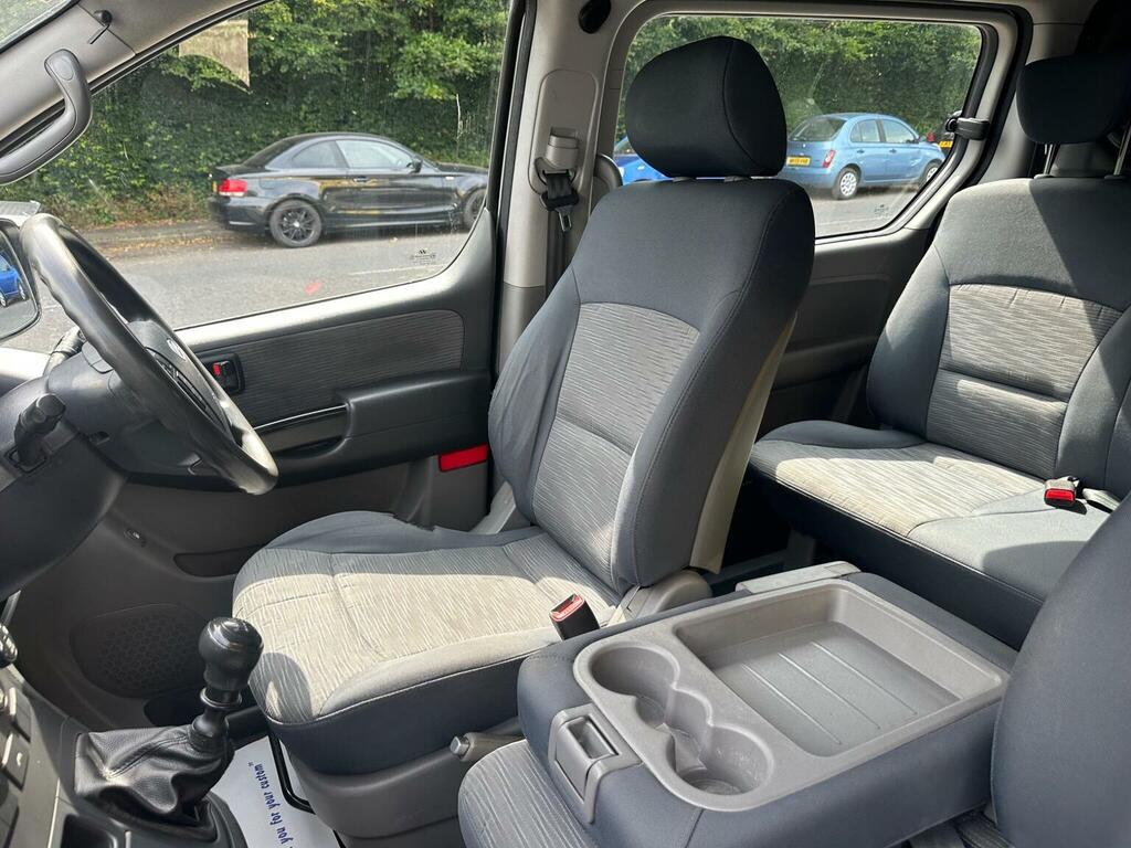 Hyundai iLoad 2.5 Iload Comfort Crdi Silver #43