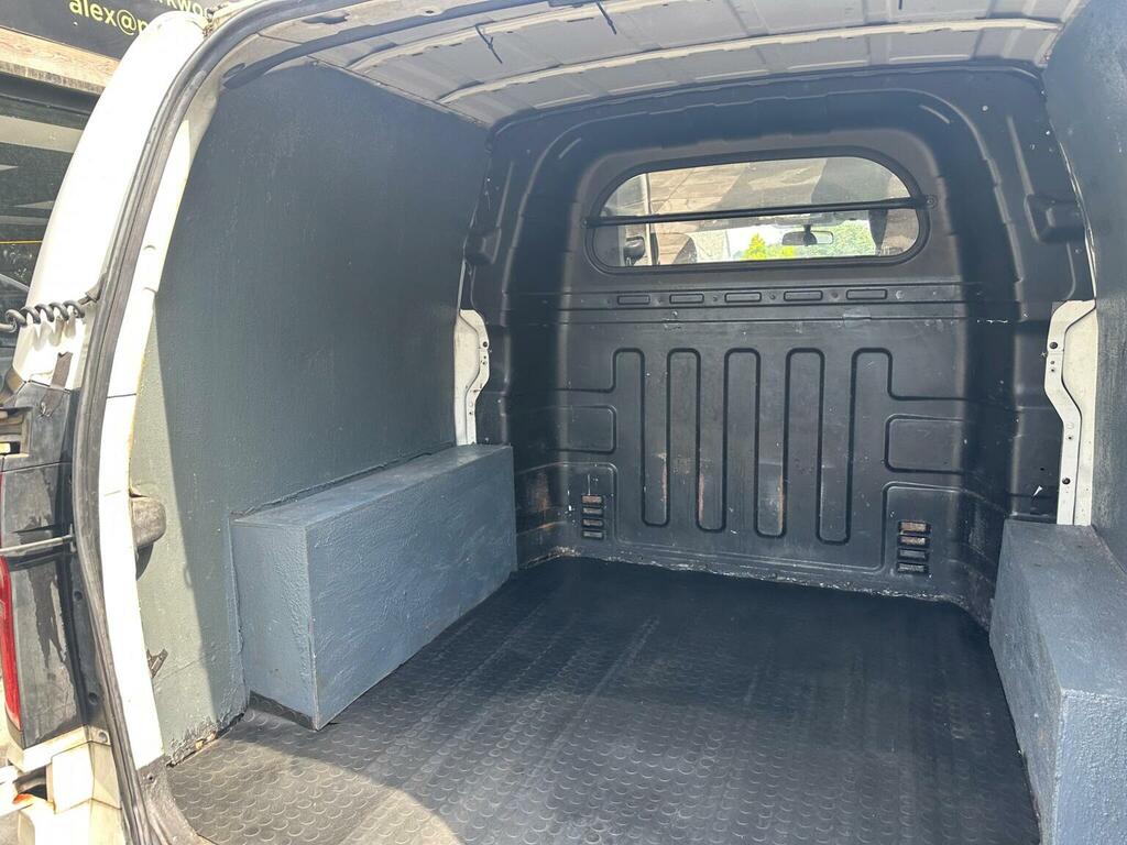 Hyundai iLoad 2.5 Iload Comfort Crdi Silver #31