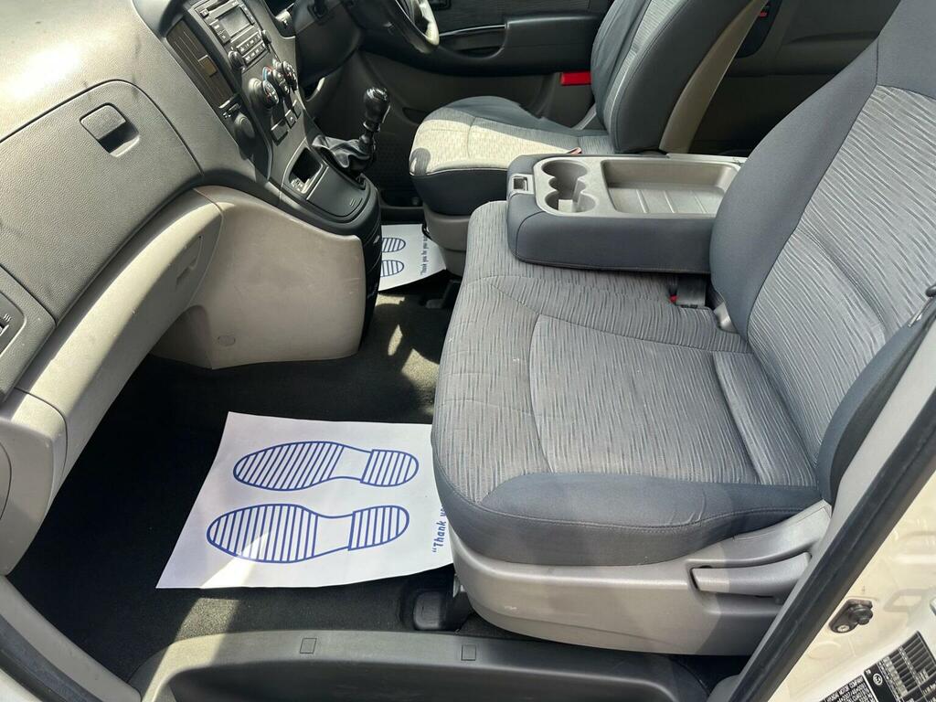 Hyundai iLoad 2.5 Iload Comfort Crdi Silver #44