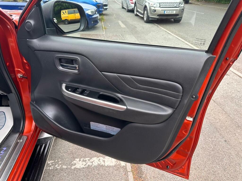 Mitsubishi L200 Double Cab Di-d 150 Barbarian 4Wd 2020 Grey #46