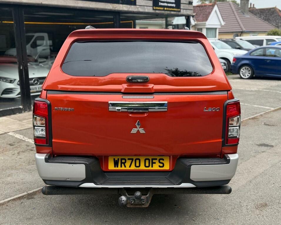 Mitsubishi L200 2.2 Di-d Dc Barbarian 4Wd Euro 6 Ss Orange #6