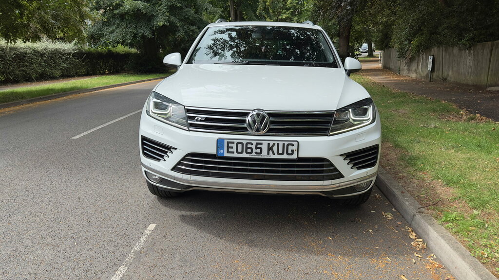 Volkswagen Touareg 3.0 Tdi V6 Bluemotion Tech R-line Suv T White